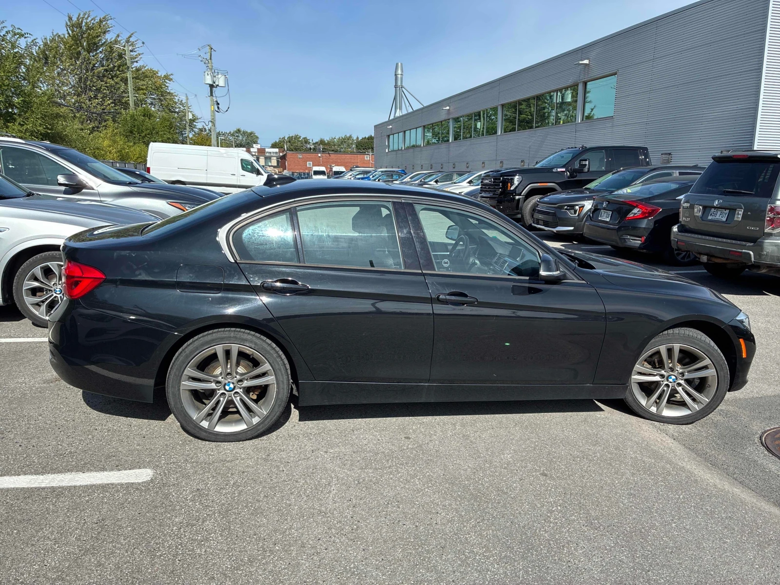 BMW 330 * xDrive * CARFAX * ОПЦИЯ ЗА ФИНАНСИРАНЕ, снимка 3 - Автомобили и джипове - 56086944