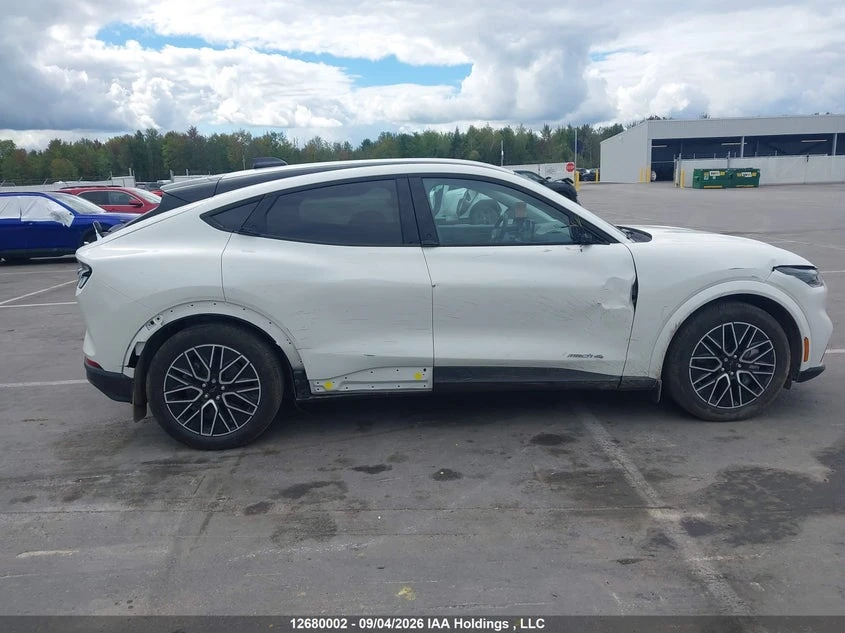 Ford Mustang Mach-E Premium AWD, снимка 6 - Автомобили и джипове - 56630842