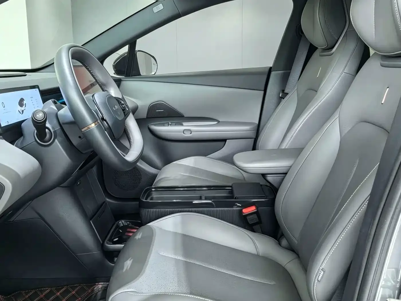 LynkCo 02 2025 530km RWD Max | Mobile.bg � ����������� 9