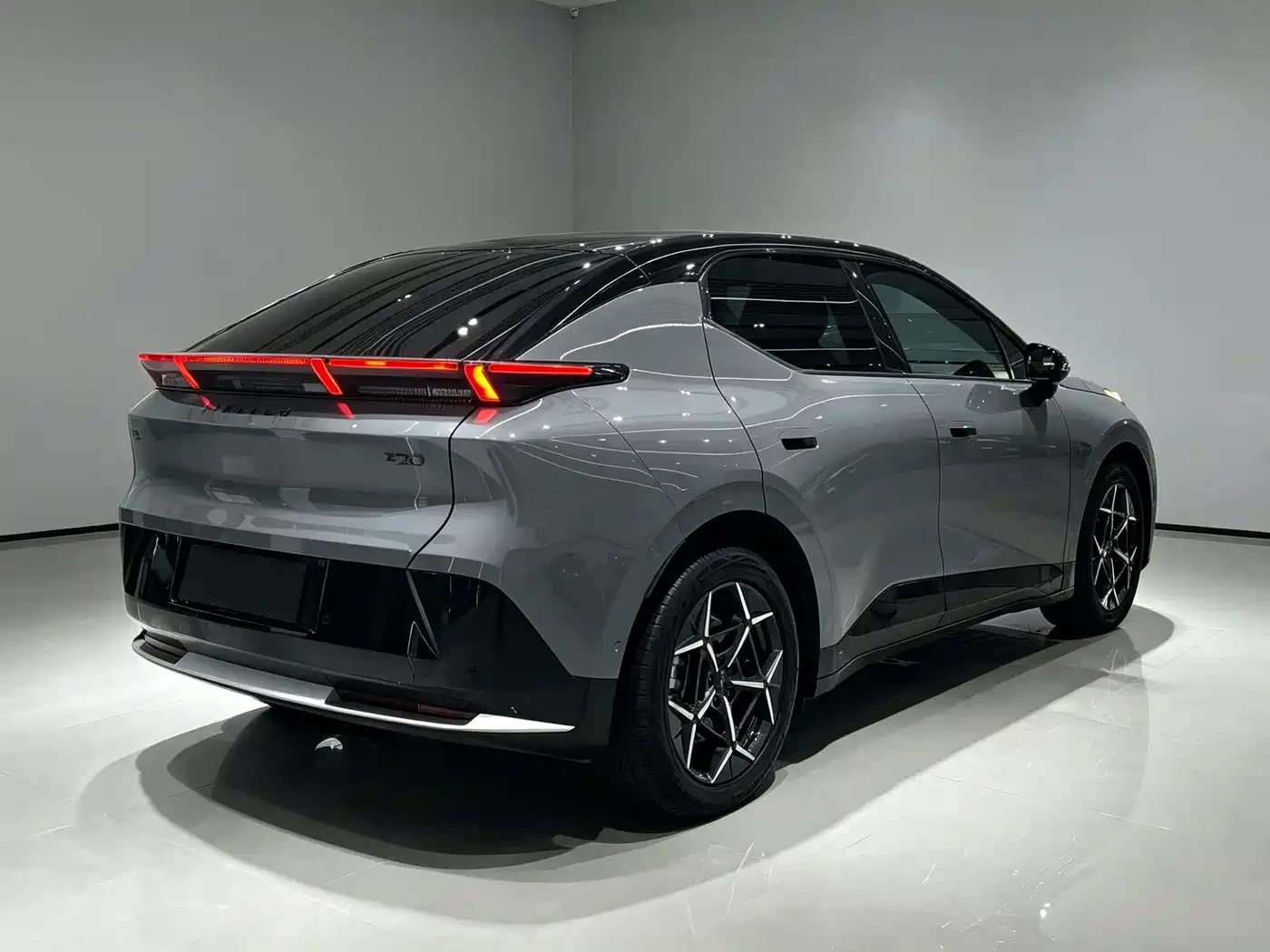LynkCo 02 2025 530km RWD Max | Mobile.bg � ����������� 2
