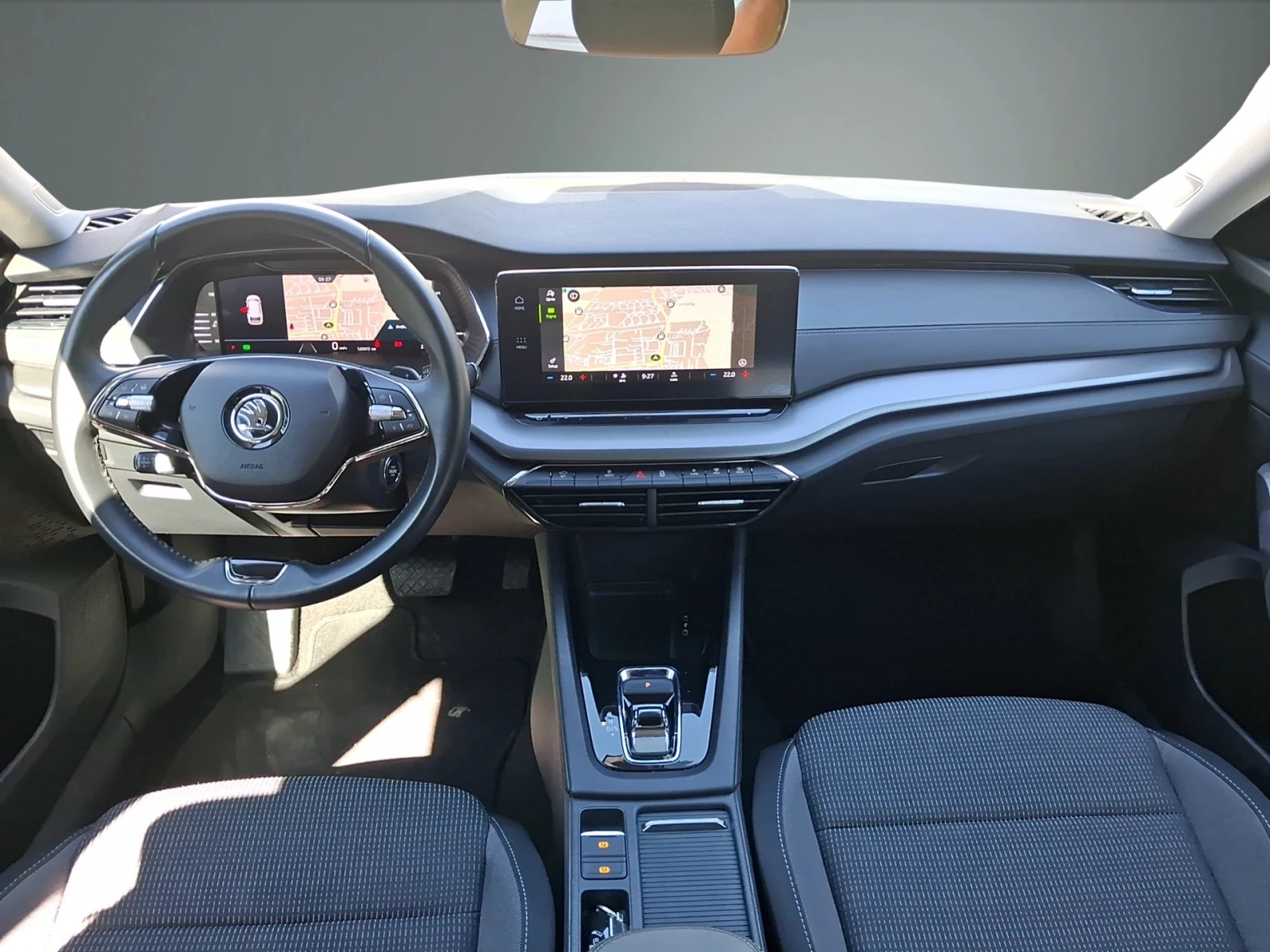 Skoda Octavia Combi Ambition 2.0 TDI, 7DSG / 115hp | Mobile.bg � ����������� 11
