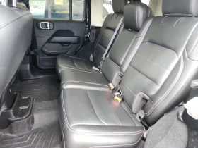 Jeep Wrangler * UNLIMITED SAHARA * CARFAX * 2 КЛЮЧА * , снимка 12