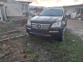     Mercedes-Benz GL 55 AMG 550 388. 