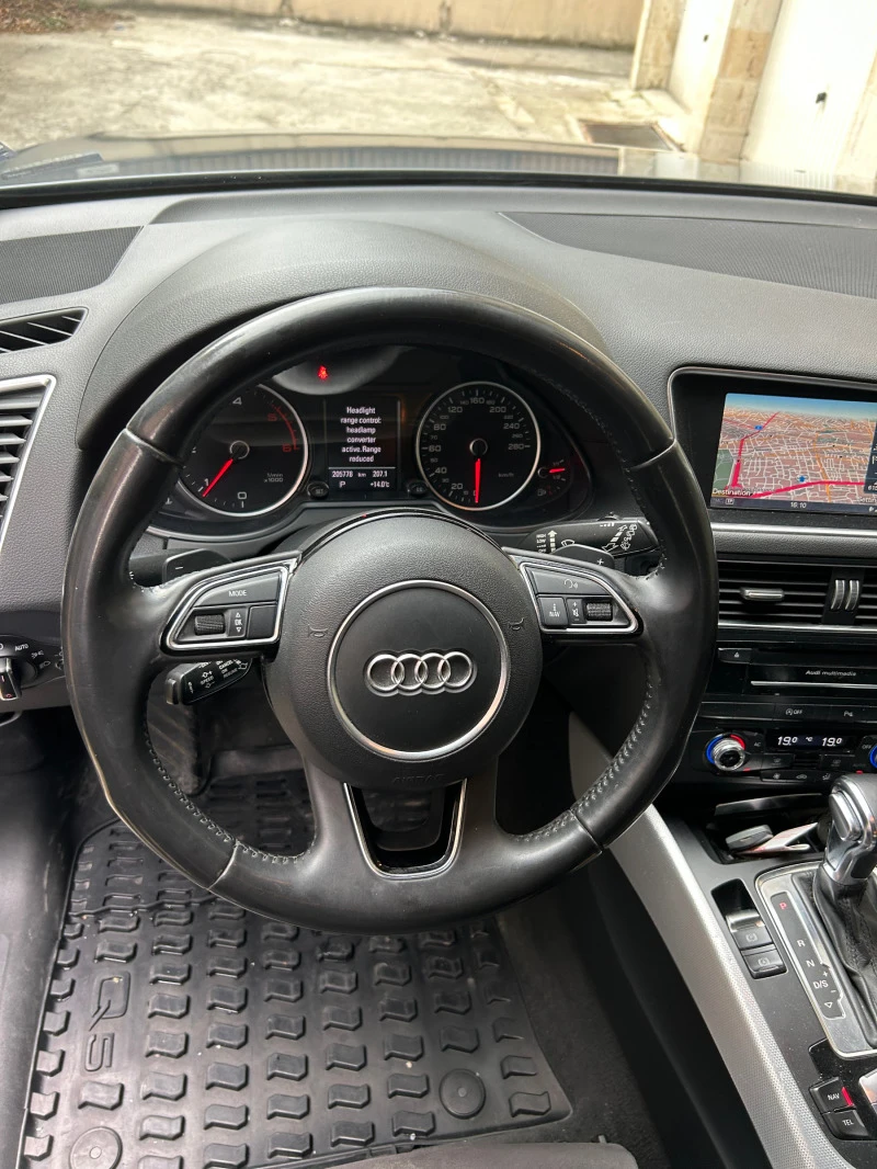 Audi Q5 Automatic, Distronic, снимка 11 - Автомобили и джипове - 47961667