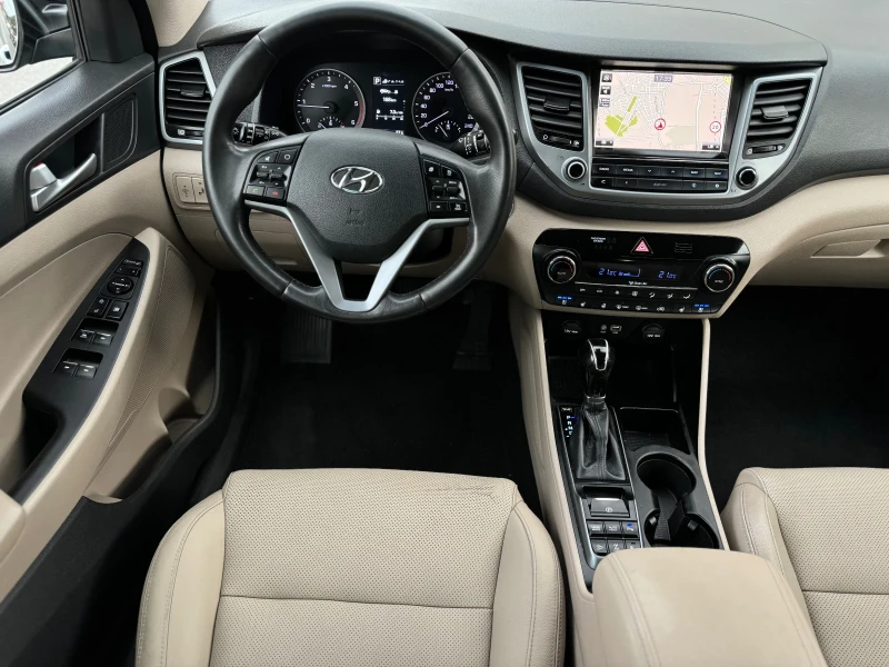 Hyundai Tucson  VERTEX 2.0 CRDI Внос Швейцария, снимка 9 - Автомобили и джипове - 47358232