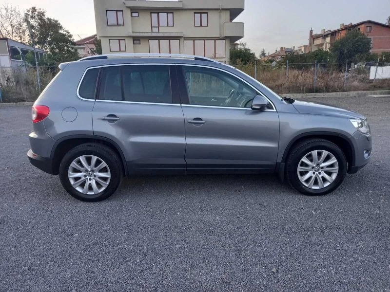 VW Tiguan 2.0 TDI, снимка 3 - Автомобили и джипове - 47463521