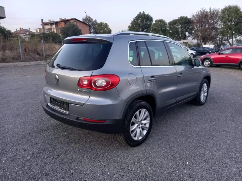 VW Tiguan 2.0 TDI, снимка 4 - Автомобили и джипове - 47463521