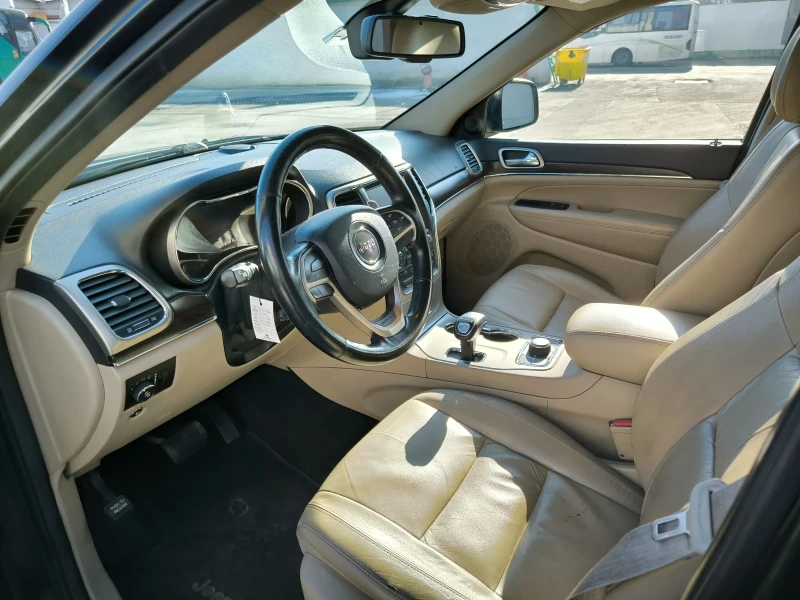 Jeep Grand cherokee, снимка 10 - Автомобили и джипове - 48590561