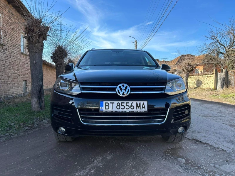 VW Touareg 3.0TDI, снимка 2 - Автомобили и джипове - 48611695