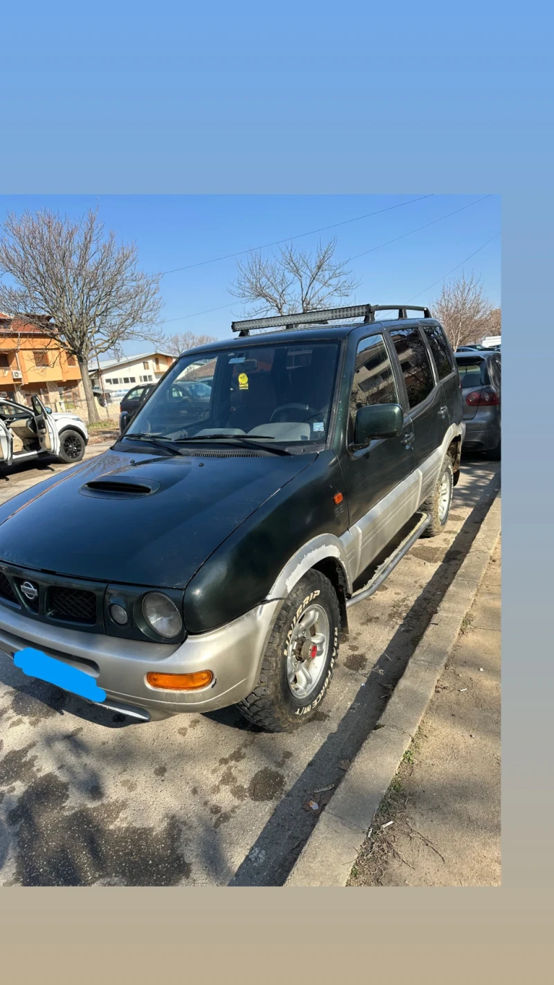 Nissan Terrano, снимка 1 - Автомобили и джипове - 49215589