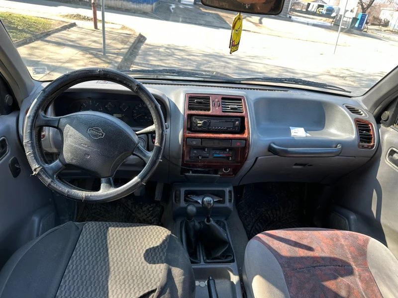 Nissan Terrano, снимка 6 - Автомобили и джипове - 49215589