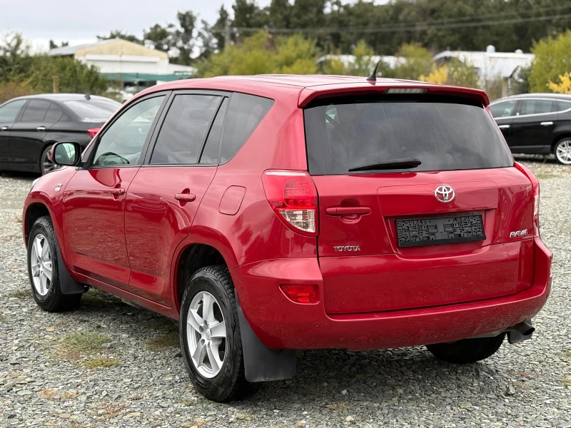 Toyota Rav4 2.2D4D, снимка 5 - Автомобили и джипове - 50051404