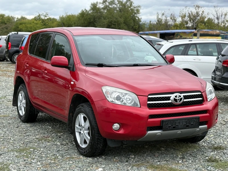 Toyota Rav4 2.2D4D, снимка 3 - Автомобили и джипове - 50051404