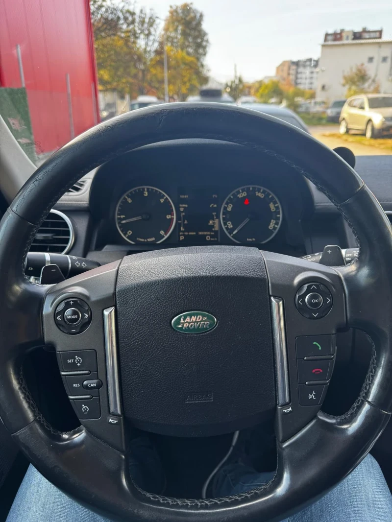 Land Rover Discovery, снимка 4 - Автомобили и джипове - 51515187