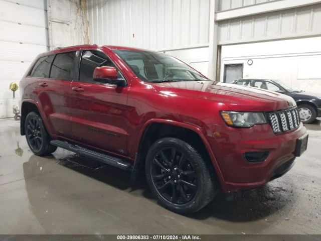 Jeep Grand cherokee LAREDO 4X4, снимка 1 - Автомобили и джипове - 47853050