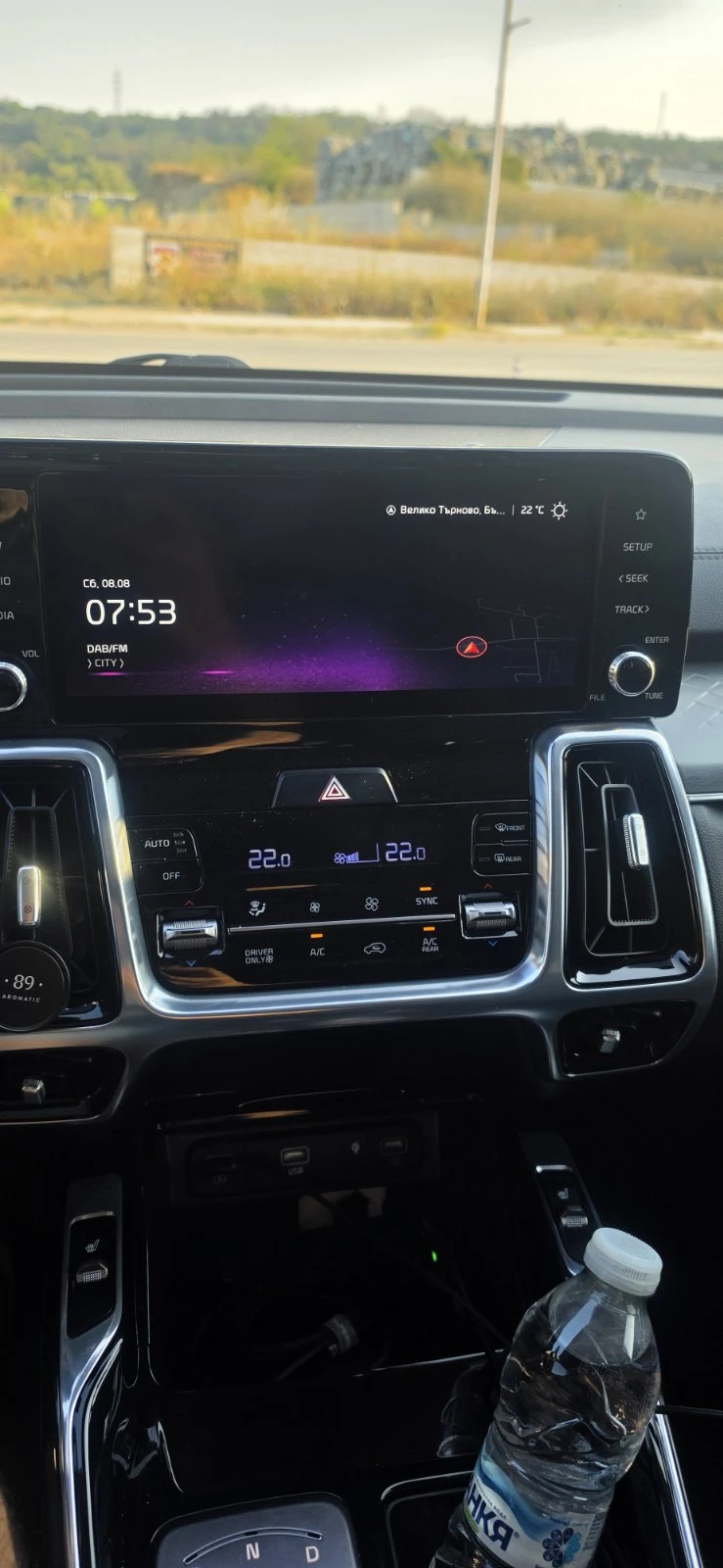 Kia Sorento 1.6 hev, снимка 10 - Автомобили и джипове - 55592276