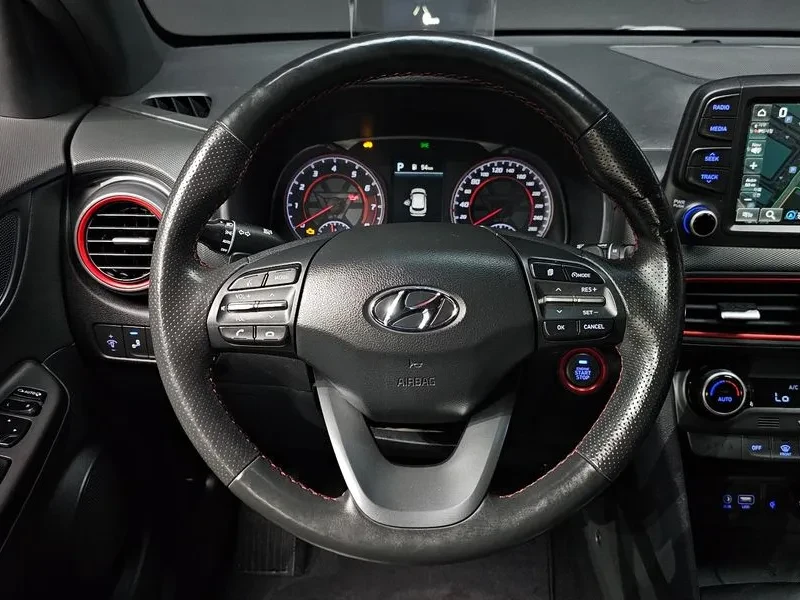 Hyundai Kona 1.6 - САМО 30% АВАНС, снимка 13 - Автомобили и джипове - 56305020