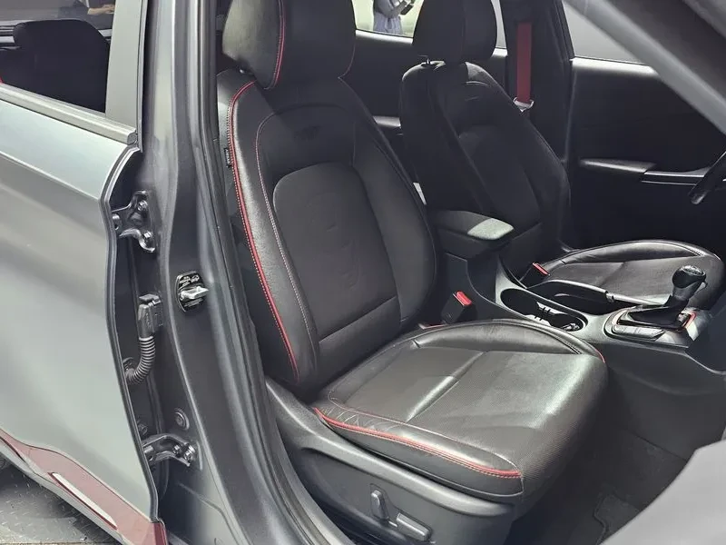 Hyundai Kona 1.6 - САМО 30% АВАНС, снимка 11 - Автомобили и джипове - 56305020