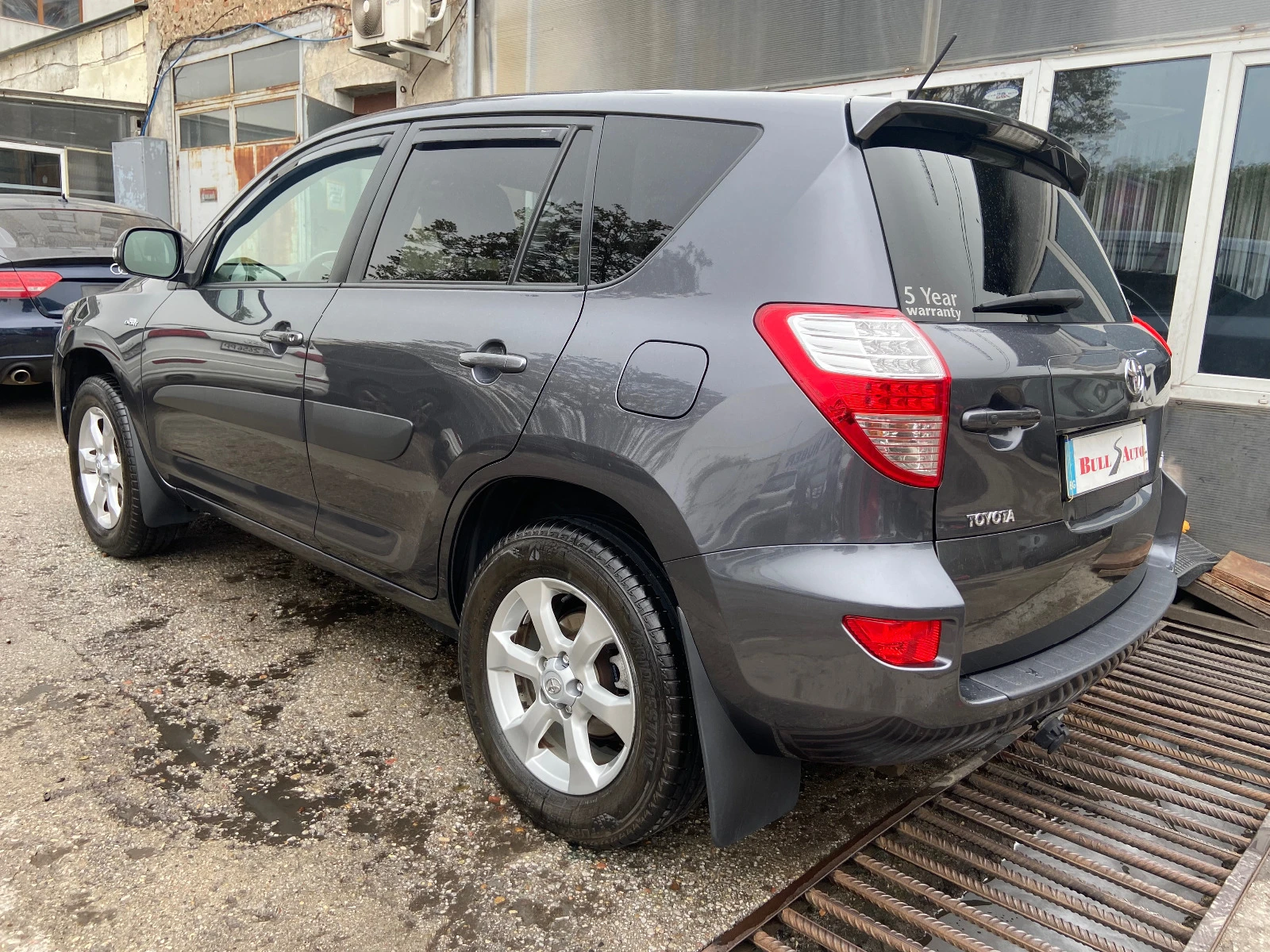 Toyota Rav4 TOYOTA RAV4 2.2 150кс CROSSOVER-FACE LIFT - изображение 4