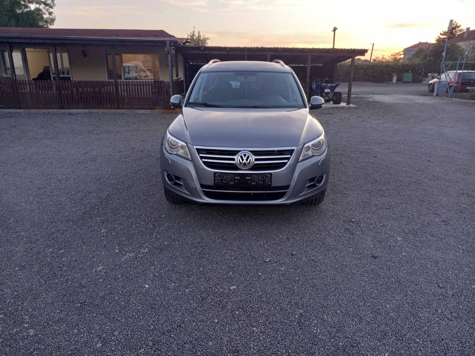 VW Tiguan 2.0 TDI - [1] 