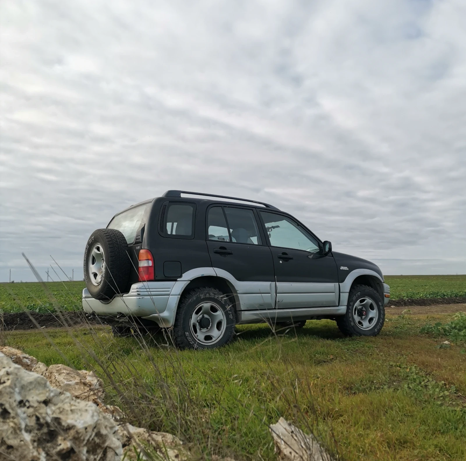 Suzuki Grand vitara 2.5 - изображение 3