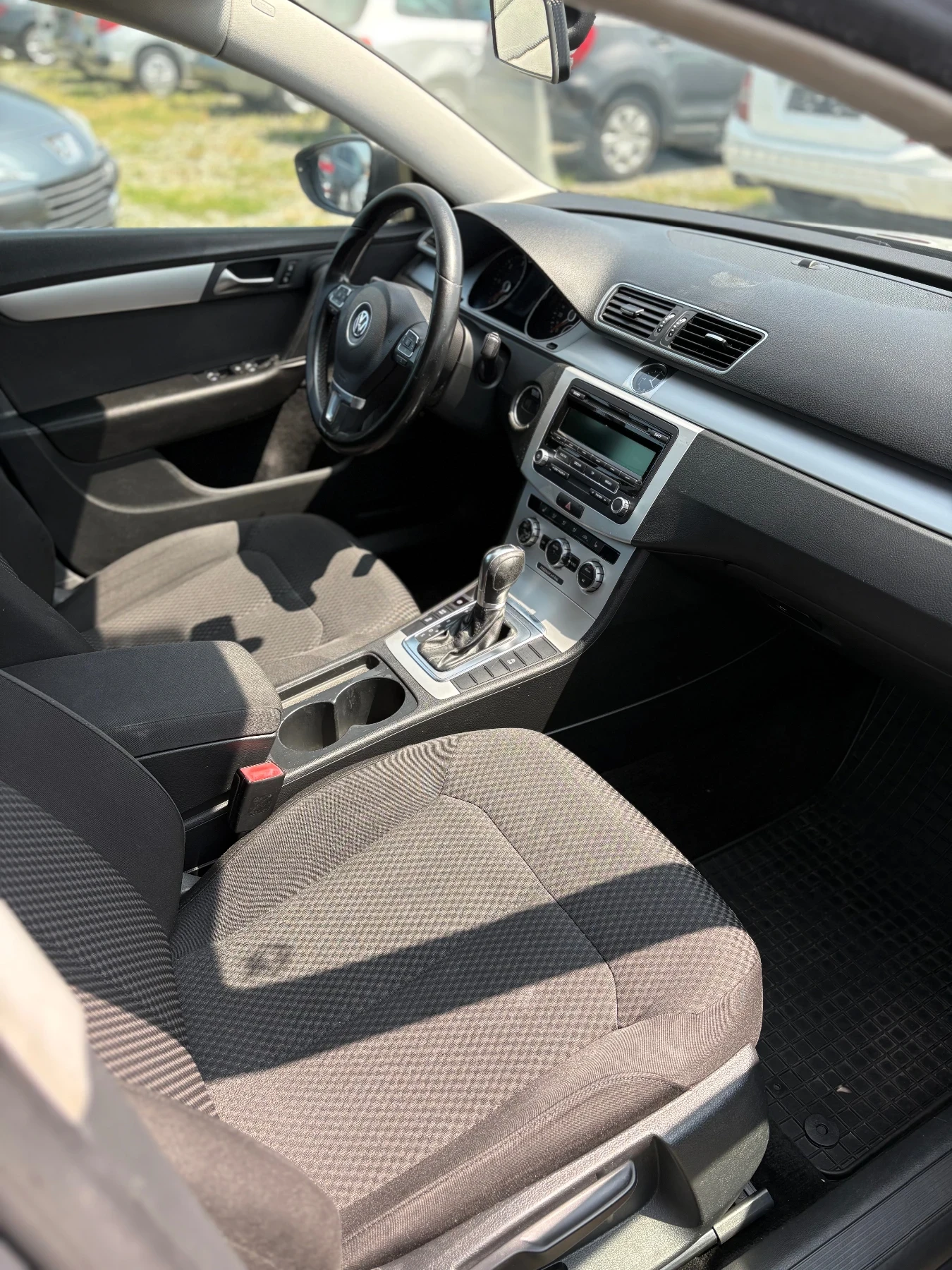 VW Passat 2.0TDI DSG - изображение 10