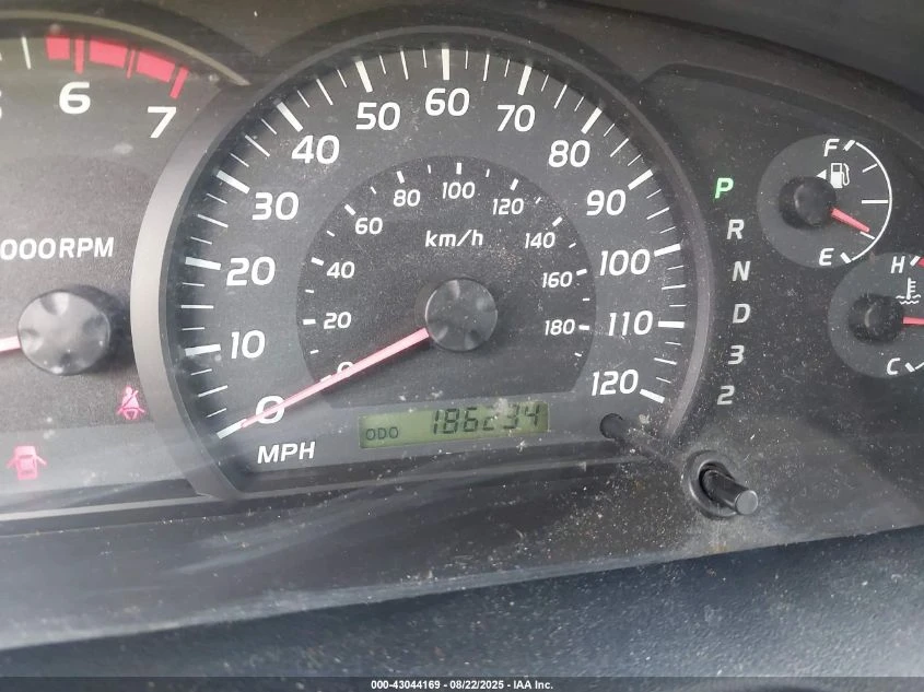 Toyota Tundra 4.7L V-8 DOHC, VVT, 271HP - изображение 7