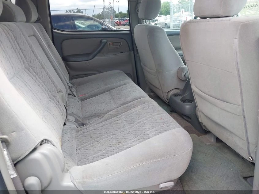 Toyota Tundra 4.7L V-8 DOHC, VVT, 271HP - изображение 8