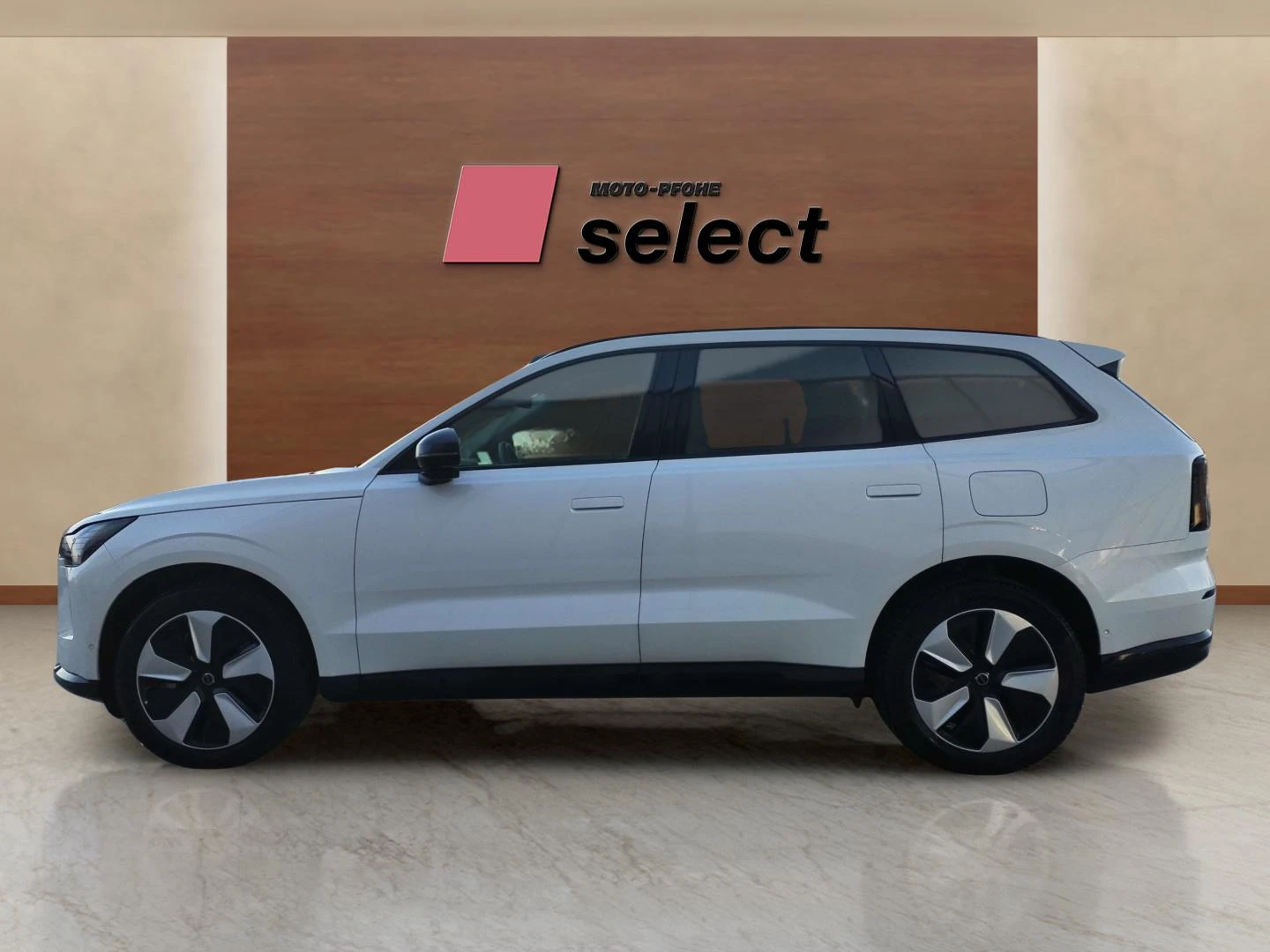 Volvo EX90 111 kWh - изображение 9