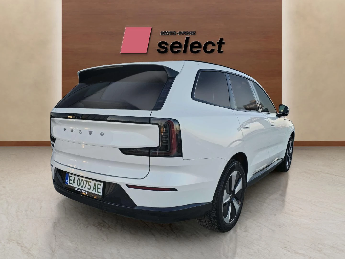 Volvo EX90 111 kWh - изображение 6