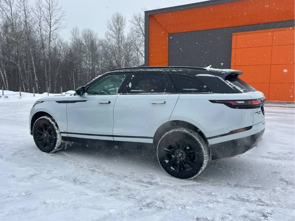 Land Rover Range Rover Velar * P300 R Dynamic SE * CARFAX * ЦЕНА ДО БГ - изображение 2