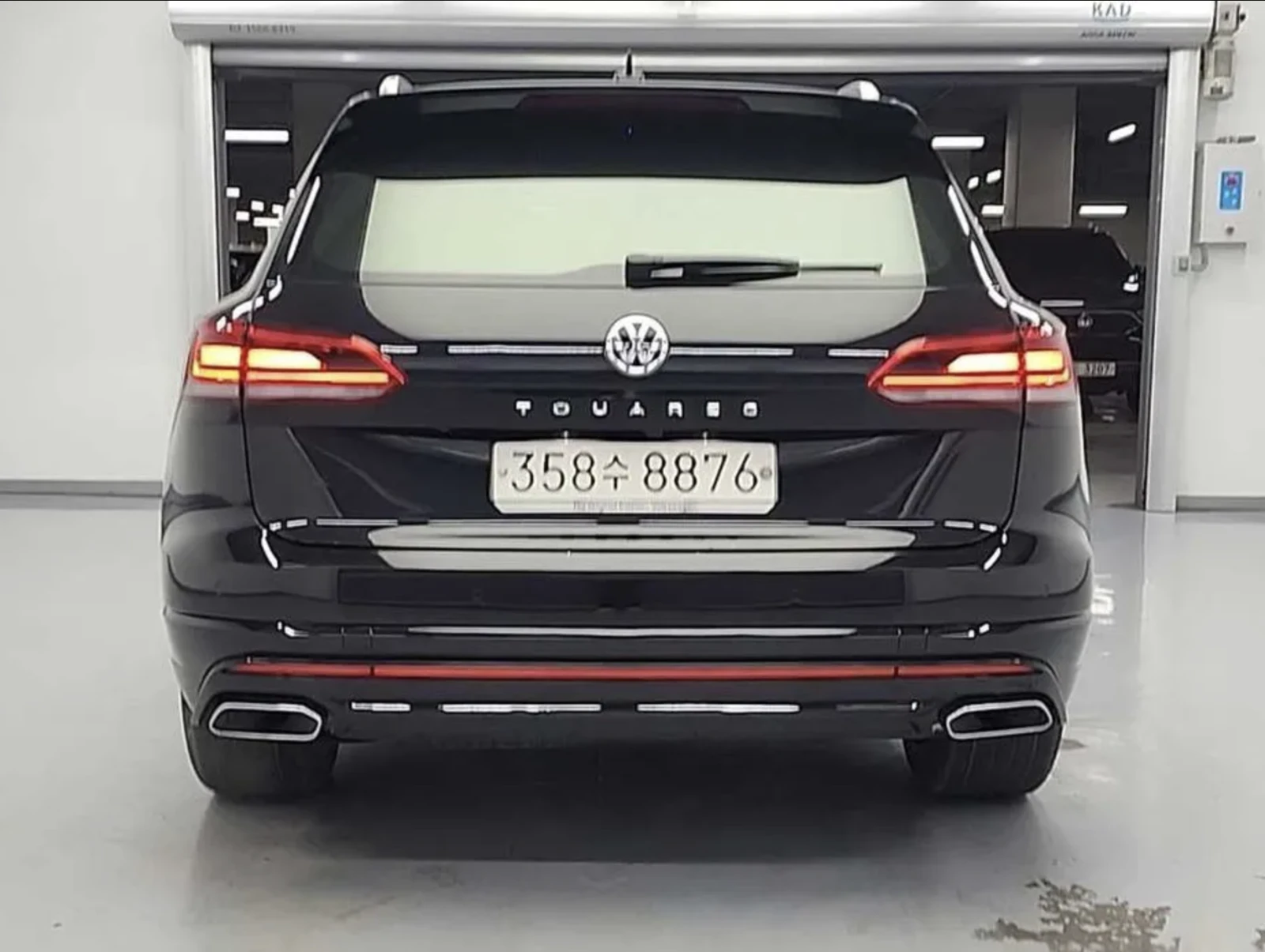 VW Touareg 3.0 V6 TDI / R-lline / 360 КАМЕРИ / ПАНОРАМА /FULL, снимка 3 - Автомобили и джипове - 54856458