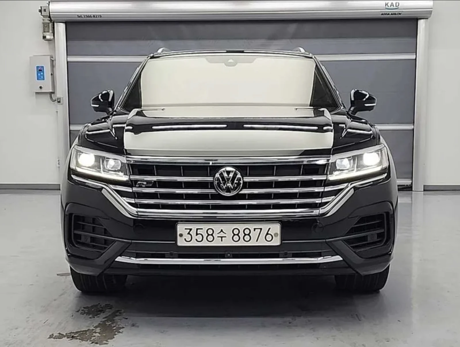 VW Touareg 3.0 V6 TDI / R-lline / 360 КАМЕРИ / ПАНОРАМА /FULL