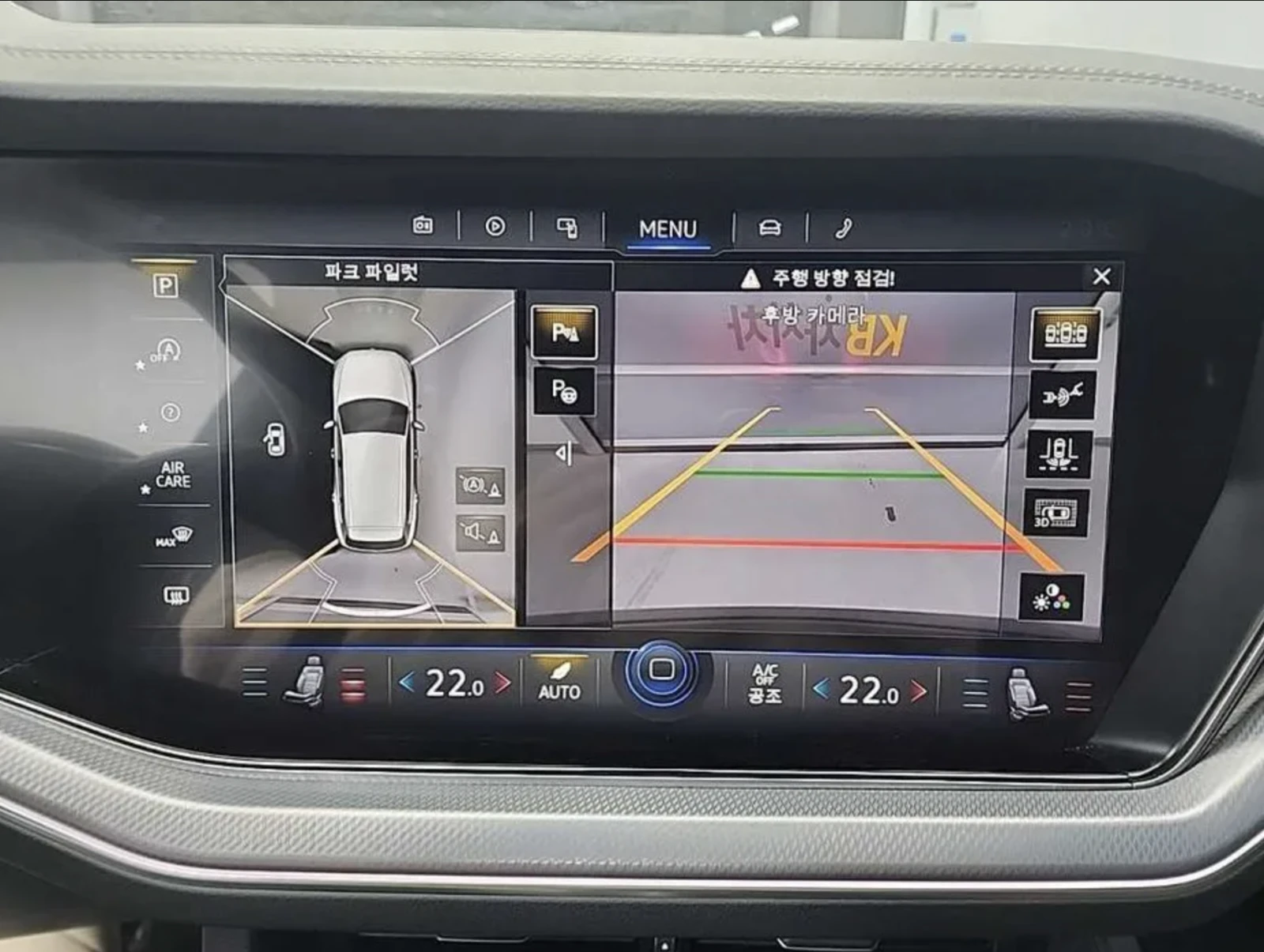 VW Touareg 3.0 V6 TDI / R-lline / 360 КАМЕРИ / ПАНОРАМА /FULL, снимка 14 - Автомобили и джипове - 54856458