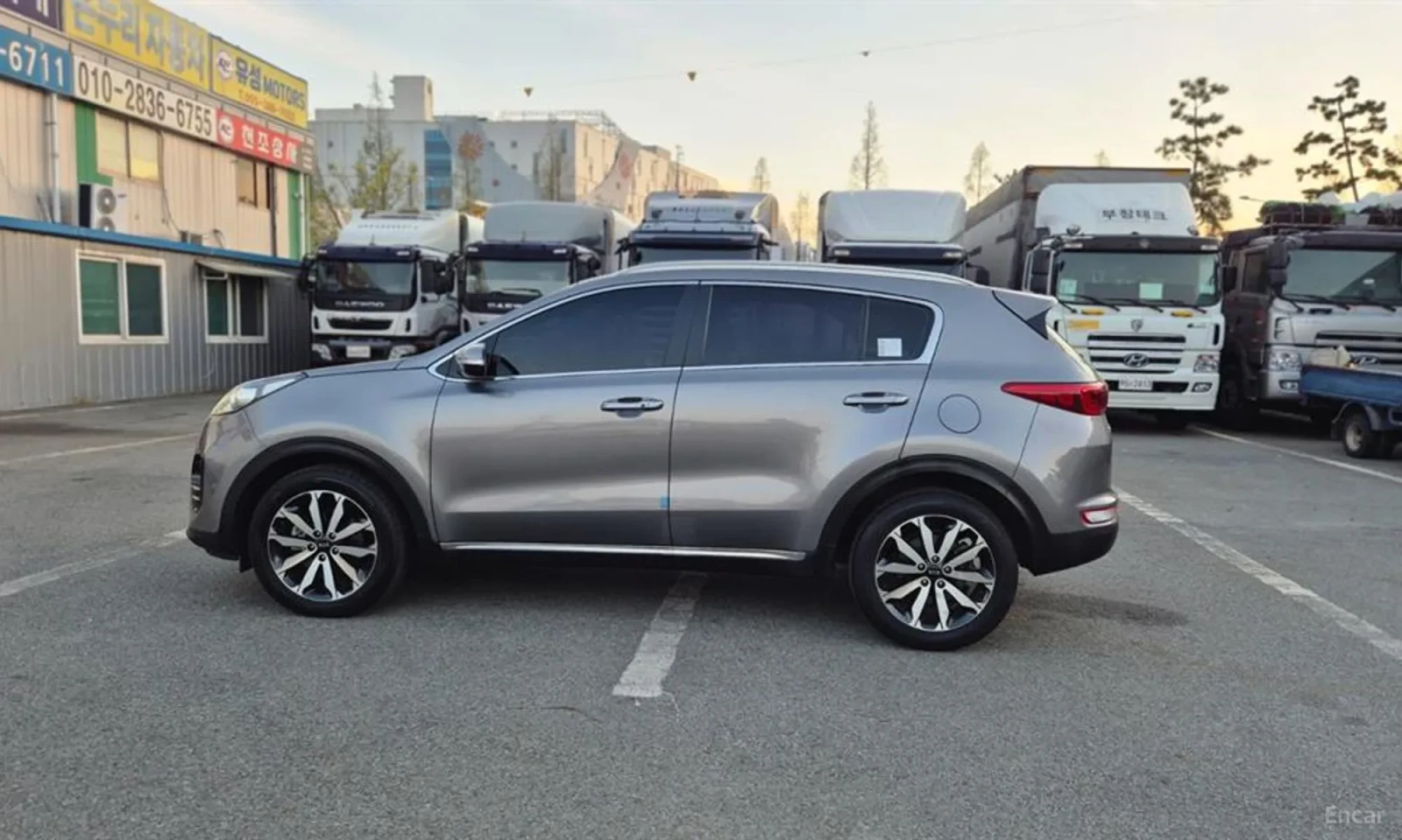 Kia Sportage 80000KM!!!* UNIKAT* TOPOFERTA, снимка 6 - Автомобили и джипове - 55171703