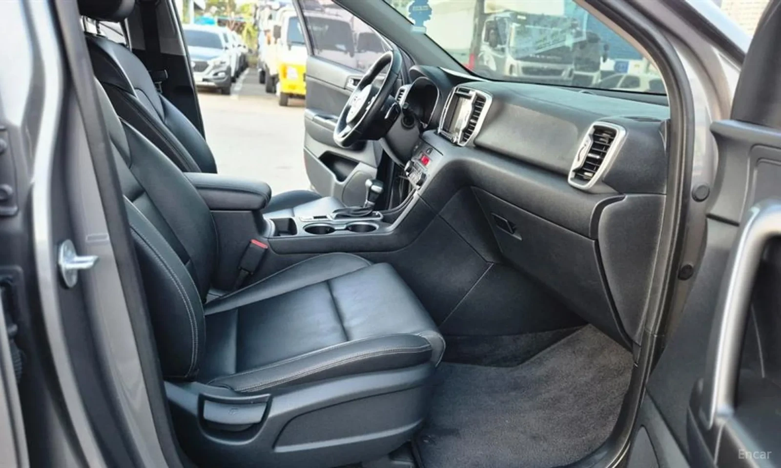 Kia Sportage 80000KM!!!* UNIKAT* TOPOFERTA, снимка 10 - Автомобили и джипове - 55171703
