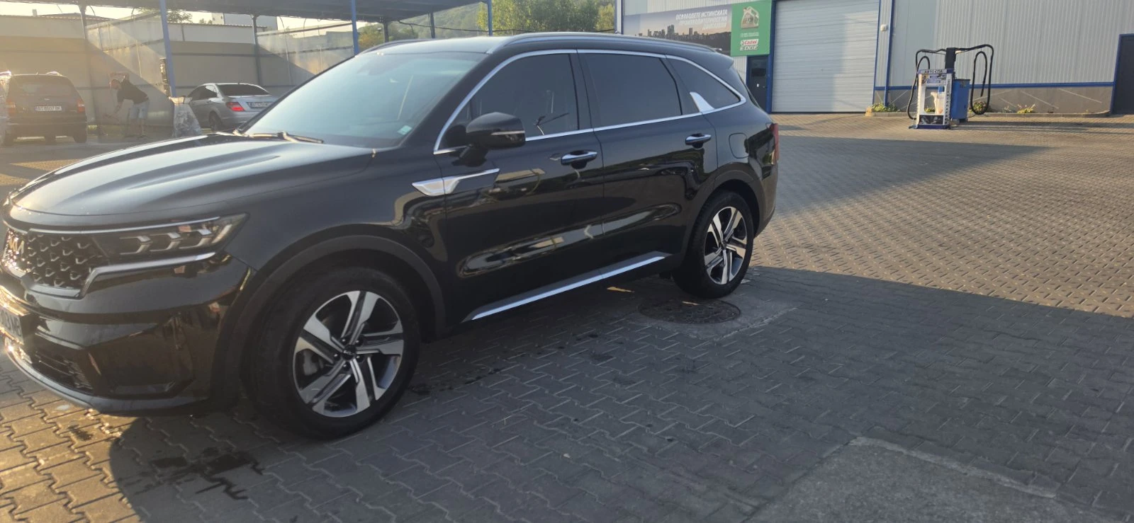 Kia Sorento 1.6 hev, снимка 2 - Автомобили и джипове - 55592276