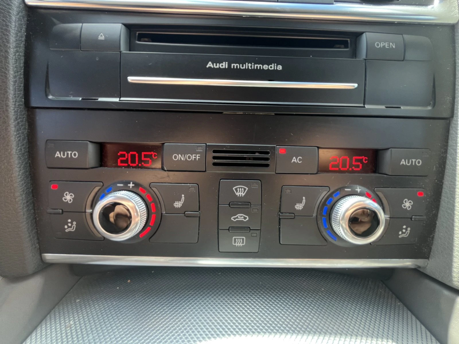 Audi Q7, снимка 10 - Автомобили и джипове - 55665389