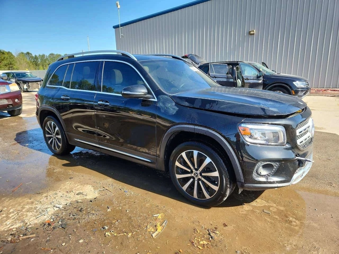 Mercedes-Benz GLB 250 * CARFAX * ОПЦИЯ ЗА ФИНАНСИРАНЕ * , снимка 4 - Автомобили и джипове - 56256472