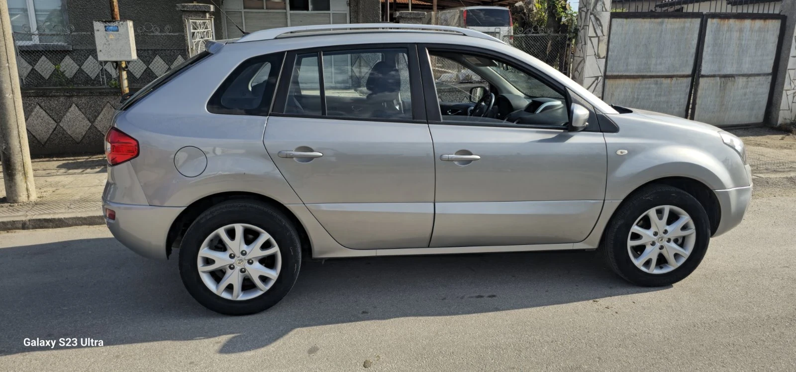 Renault Koleos, снимка 2 - Автомобили и джипове - 56407263