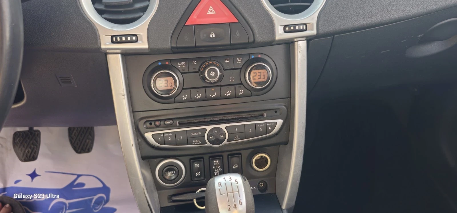 Renault Koleos, снимка 12 - Автомобили и джипове - 56407263