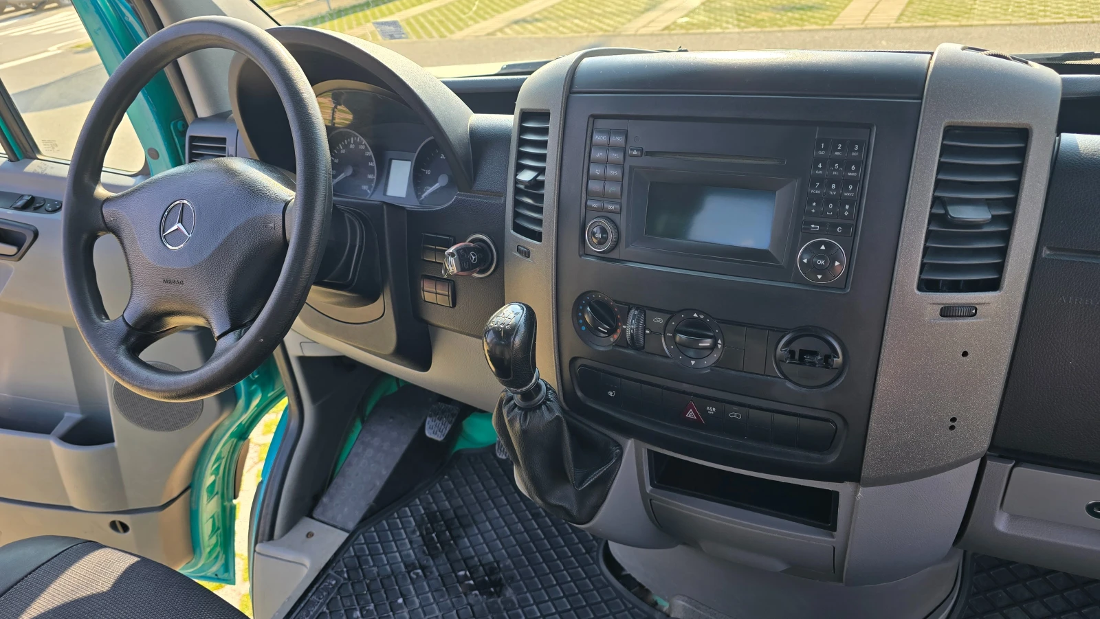 Mercedes-Benz Sprinter 316 Двойна кабина 6+ 1, снимка 15 - Бусове и автобуси - 53780385