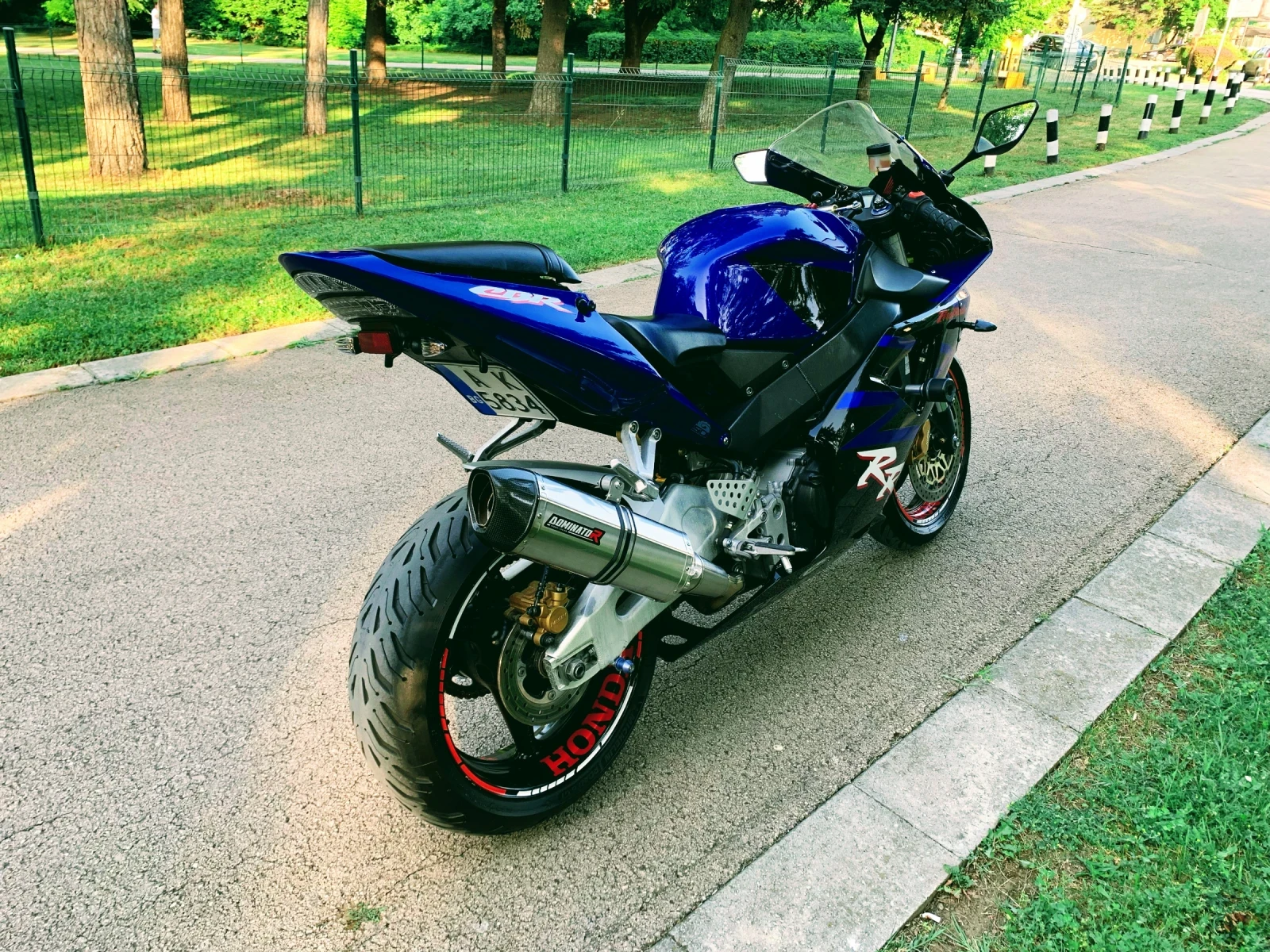 Honda Cbr 954RR - изображение 4