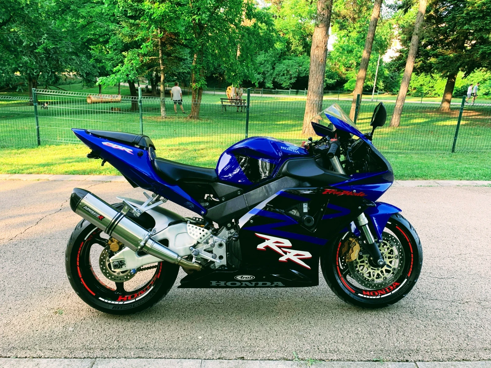 Honda Cbr 954RR - изображение 5