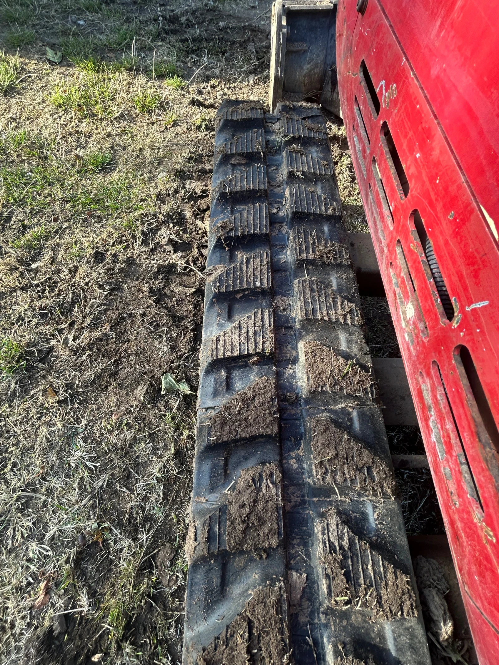 ����� Takeuchi TB016 | Mobile.bg � ����������� 6