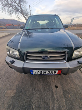 Subaru Forester, снимка 1 - Автомобили и джипове - 44394909