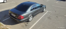 Mercedes-Benz E 320 Седан, снимка 17