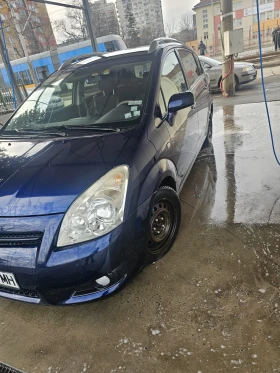 Toyota Corolla verso, снимка 2