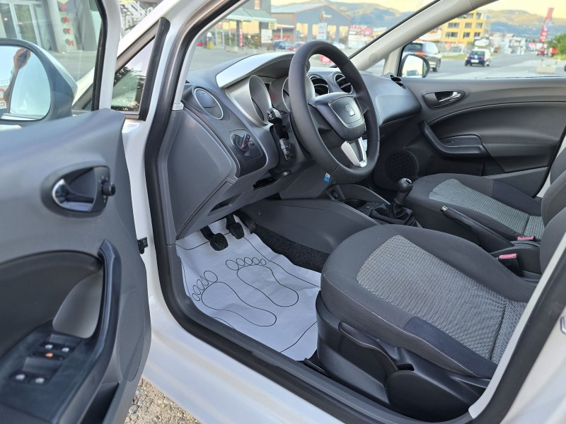 Seat Ibiza 1.4tdi 80Hp Лизинг, снимка 9 - Автомобили и джипове - 46215331
