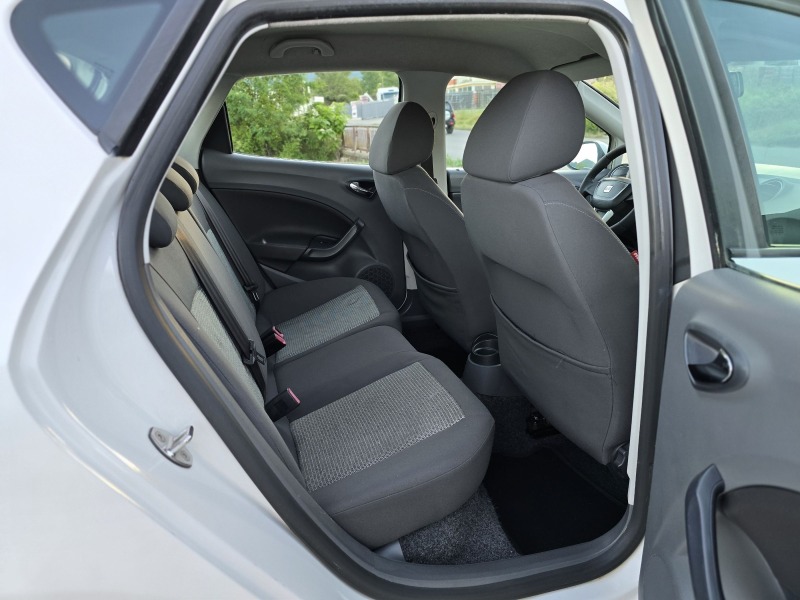 Seat Ibiza 1.4tdi 80Hp Лизинг, снимка 12 - Автомобили и джипове - 46215331